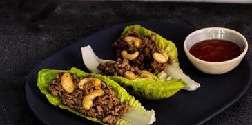 Thai Sweet Chilli Beef Wraps with Lettuce