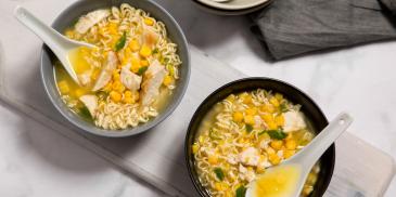 MAGGI Chicken Noodle Soup with Corn